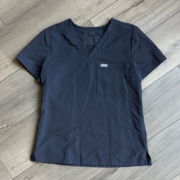 Figs Catarina Charcoal V-Neck Scrub Top - Picture 3 of 3